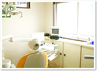 東歯科医院